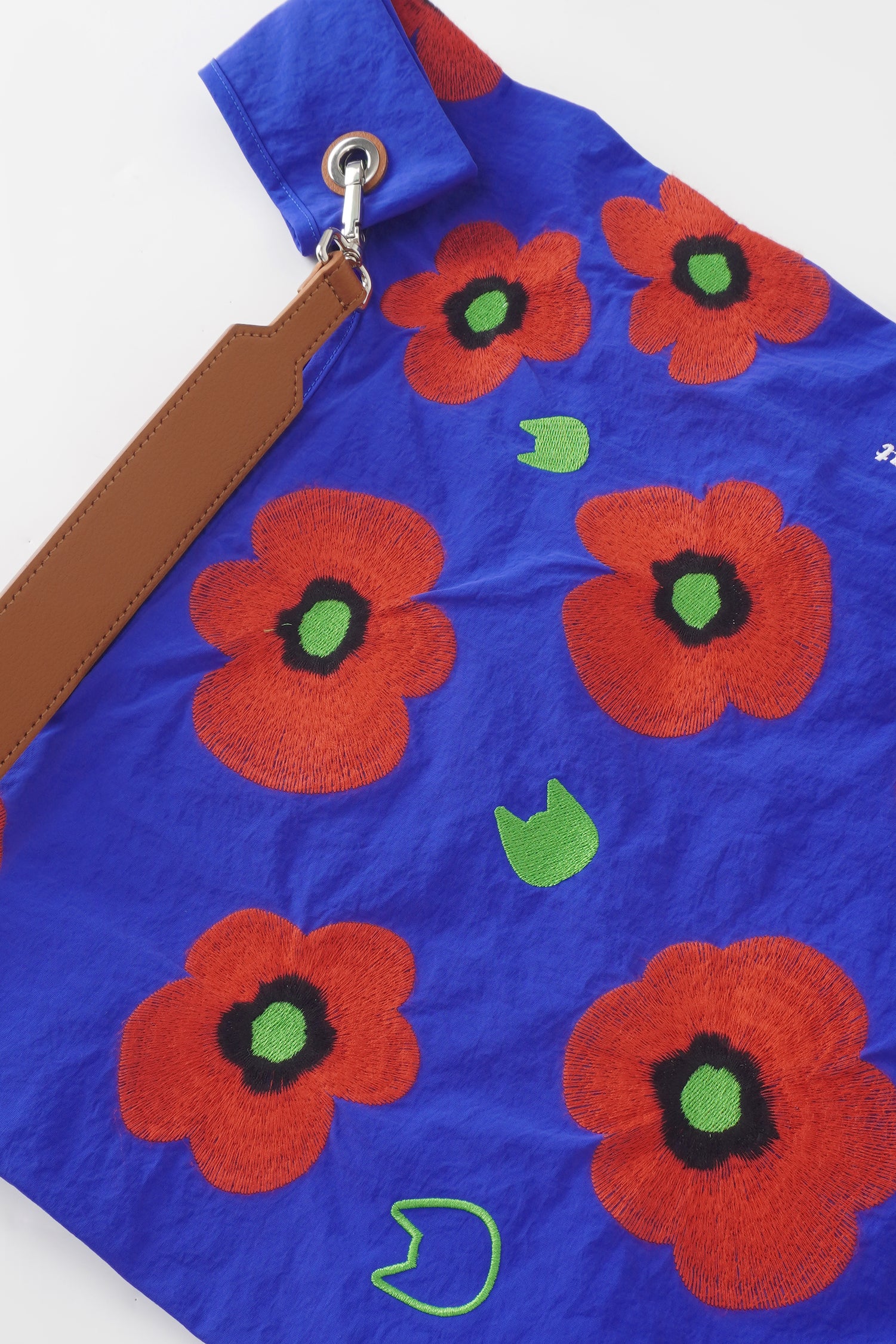 “Poppy Toby” – Soft chaos in full bloom